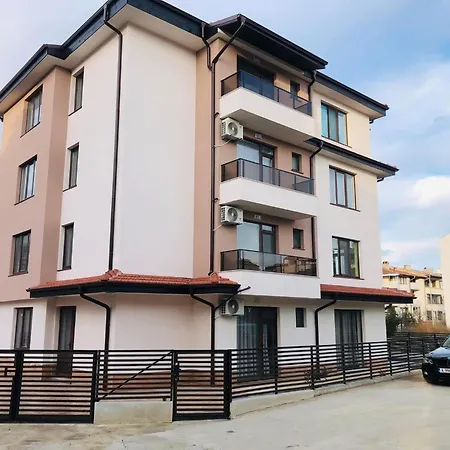Апартамент Vr Apartment